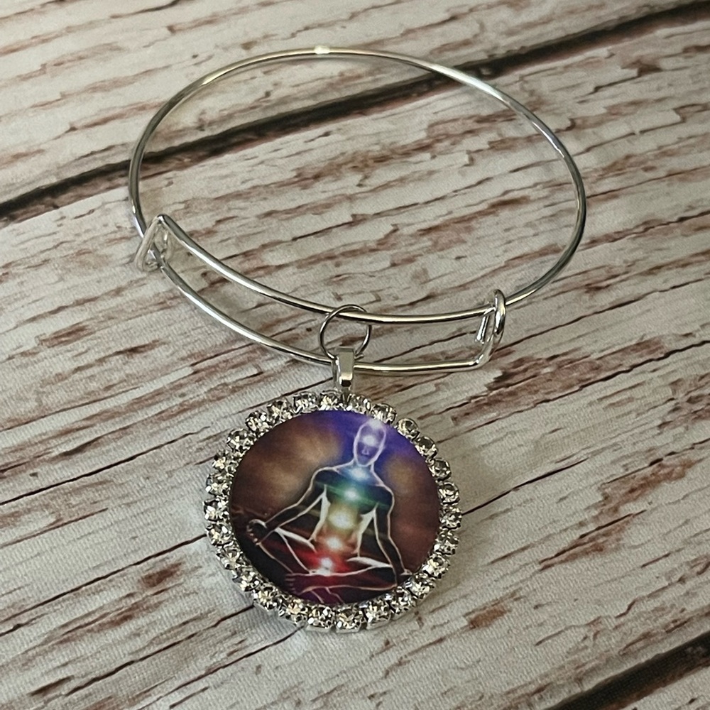 Meditation bangle bracelet